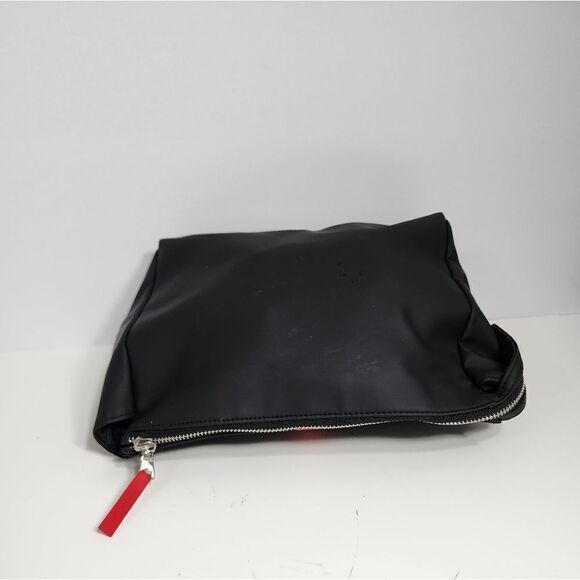 Prada   - Picture 8 of 10